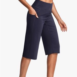 Baleaf NWT M Navy High-Waisted 21” inseam loose fit side pockets yoga capris